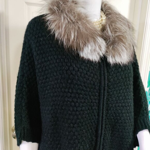 NWT Adrienne Landau Dark Green Real Fox Fur Collar Zipper Closure Knit Poncho OS - Picture 2 of 16